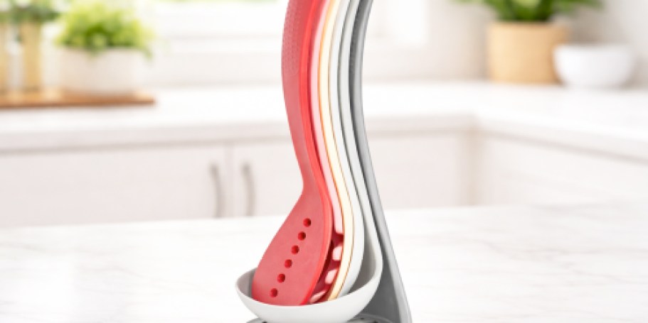 Up to 80% Off Macy’s Kitchen Clearance | Magnetic Utensil Set Just $10.46