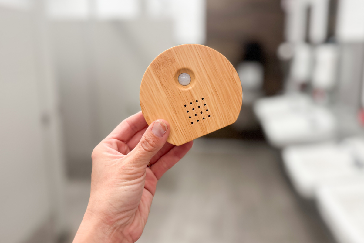 If You’re Pee Shy, This ‘Peeeeace Machine’ Might Be the Weirdest Thing You Actually Need