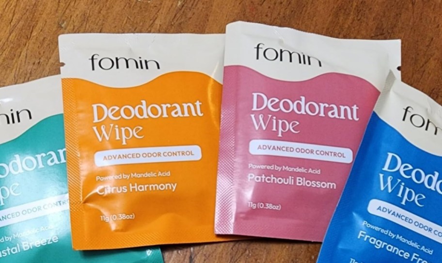 fomin deodorant wipes packets in different scents