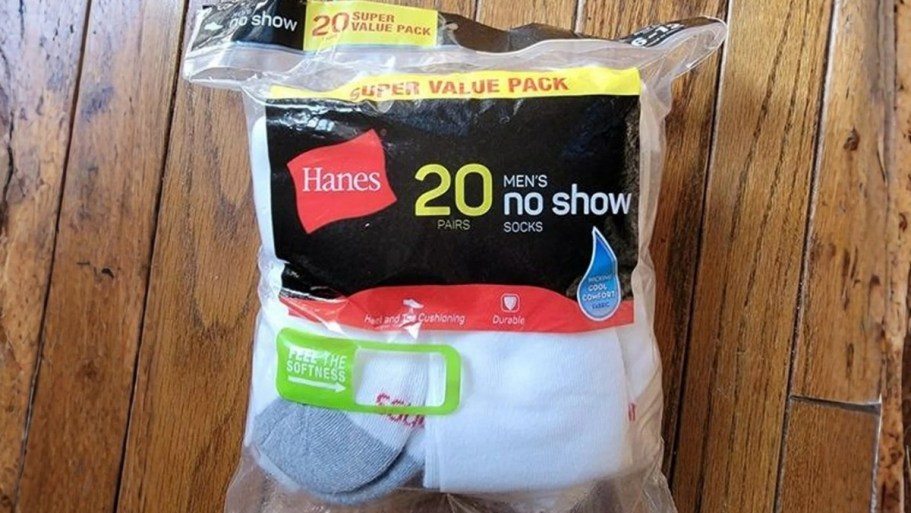 Hanes Men’s Socks 20-Pack Only $8.79 on Walmart.com (Reg. $20)