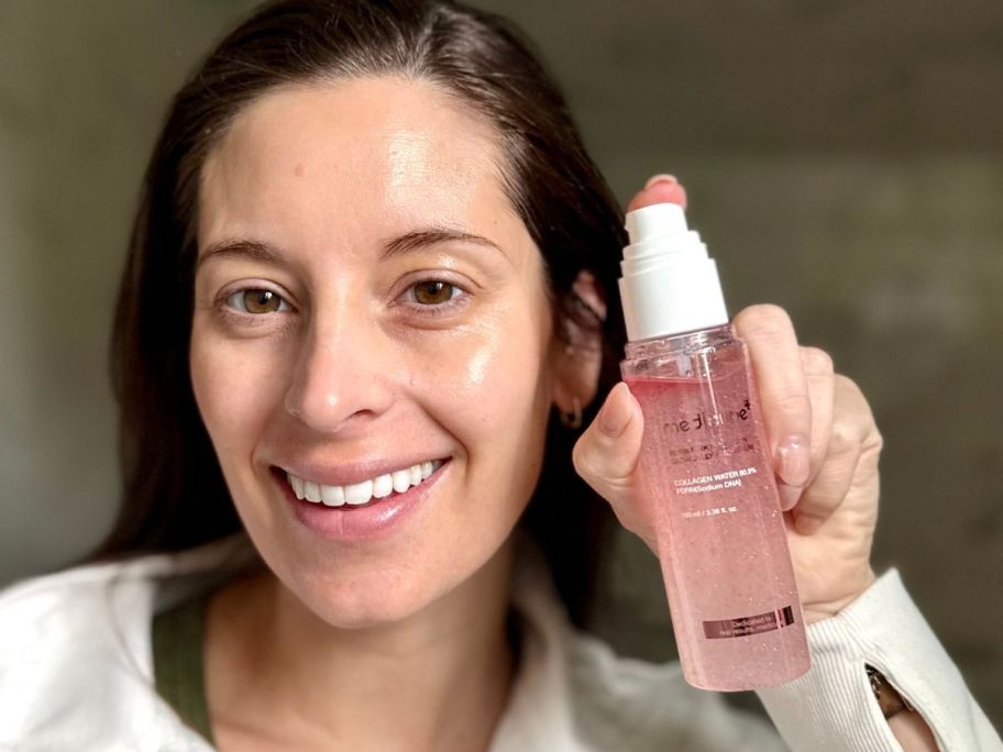 Emily Holding Medicube Jelly Mist Serum 3.38 oz