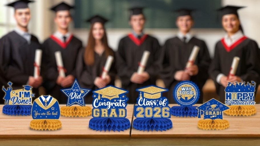 Graduation Tabletop Decor 8-Piece Set Only $4.79 on Amazon