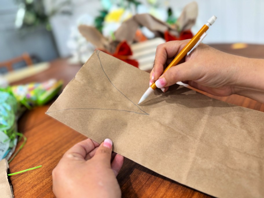 tracing bunny ears on a bag