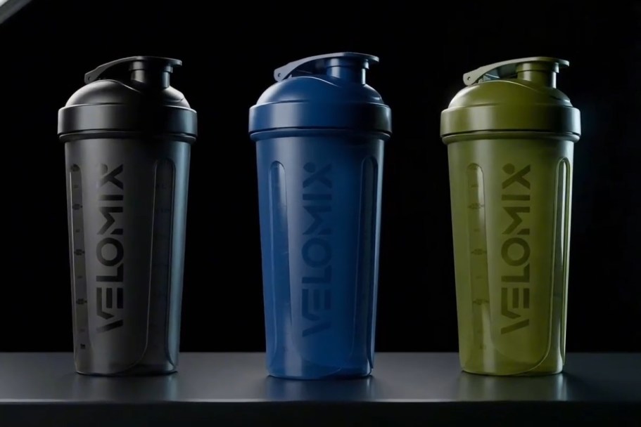 WOW! 3 Protein Shaker Bottles JUST $6.99 on Amazon (Reg. $15)