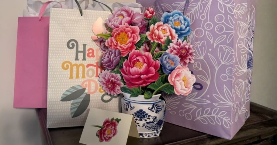 Flower Arrangement Pop-Up Cards Just $5 on Amazon
