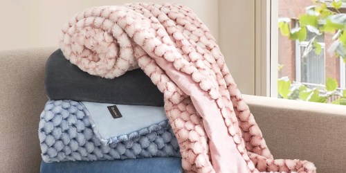 *HOT* Bearpaw Throw Blankets from $8.99 on Kohls.com (Reg. $60) – Will Sell Out