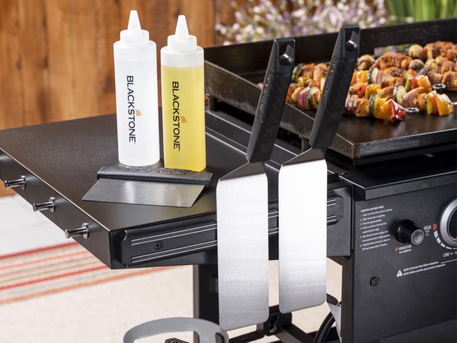 Blackstone 5-Piece Griddle Tool Kit Just $14.96 on Walmart.com (Reg. $22)