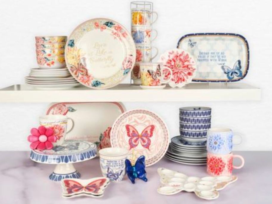 Dolly Parton Dinnerware