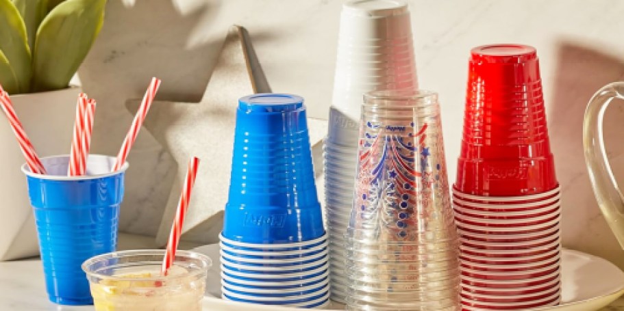 Hefty Patriotic Plastic Cups 152-Count Only $14.98 on Amazon