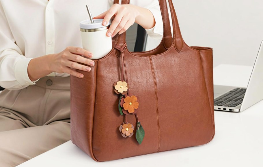 Tote Bag w/ Cup Holder Just $24.99 Shipped on Amazon (Holds 40oz Tumbler!)