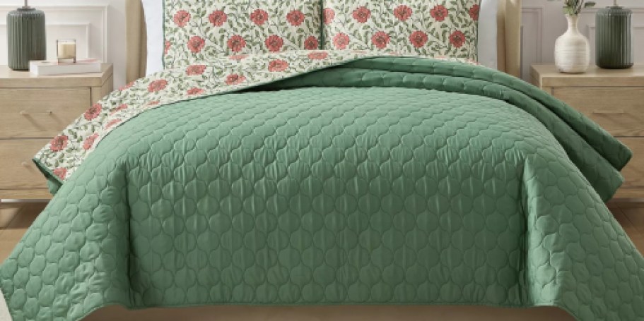 Macy’s Comforter & Quilt Sets UNDER $25