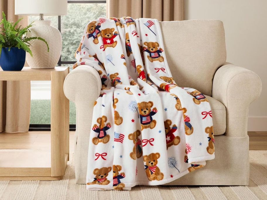 Member's Mark Red, White & Blue Lounge Throw on chair