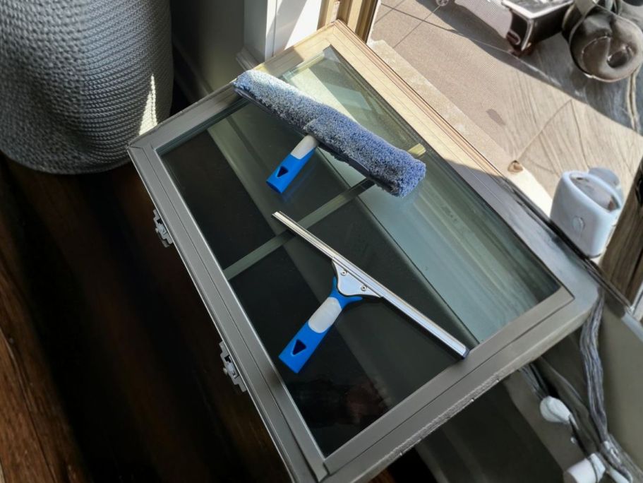 Professional Window Cleaning Kits from $17.48 on Amazon (Reg. $27)