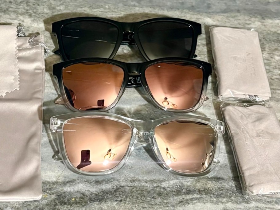 3 pairs of women's sunglasses