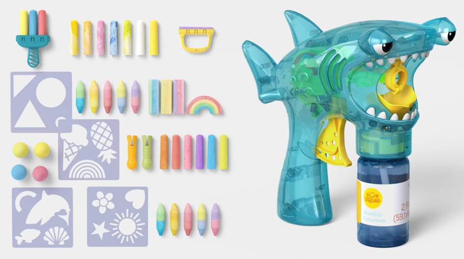 Sun Squad 38pc Chalk Bucket w: Accessories and Sun Squad Light-Up Bubble Blaster in Shark