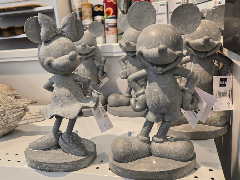 The Big One Disney's Mickey and Minnie Mouse Polyresin Garden Statue Outdoor Decor