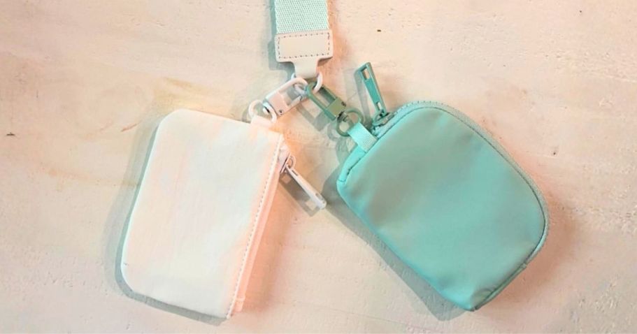 Dual Pouch Wristlet from $6.48 on Amazon (Get the lululemon Look for Less!)