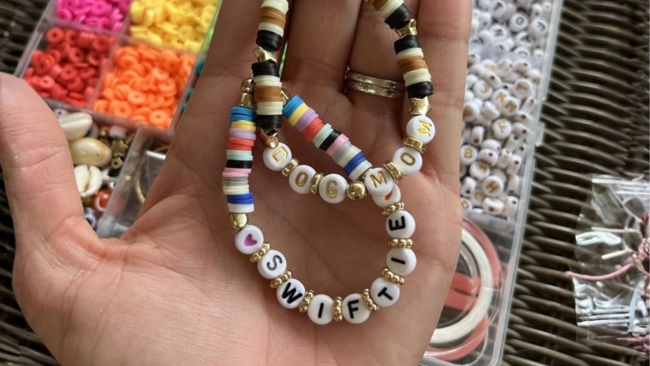 Huge 5,000-Piece Bracelet Making Kit Only $2.99 on Amazon