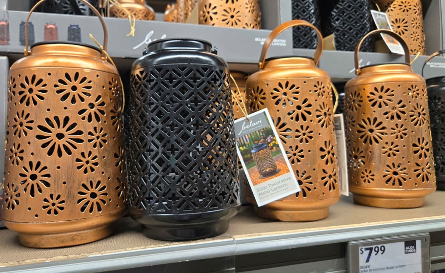 gold and black lanterns 