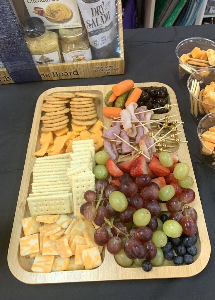 Farberware Bamboo Cutting Board w/ Lid Only $19.99 Shipped for Prime Members (Reg. $34)