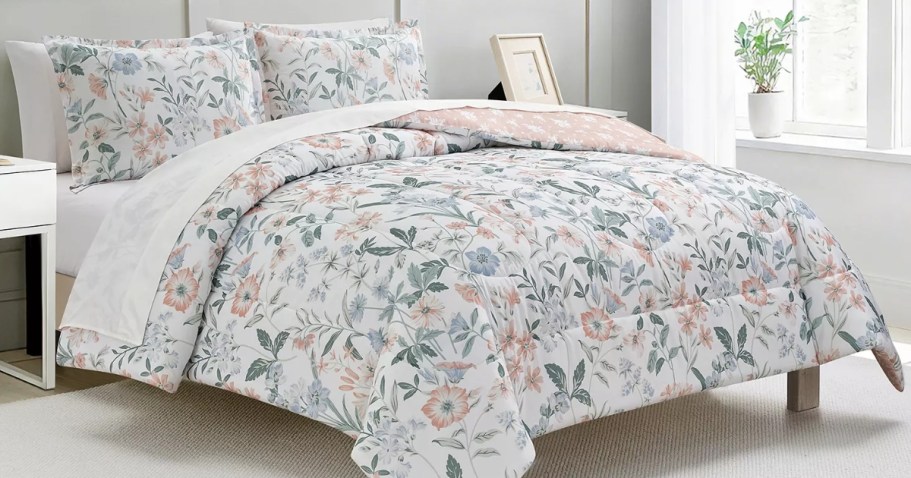 Up to 80% Off Macy’s 3-Piece Comforter & Quilt Sets