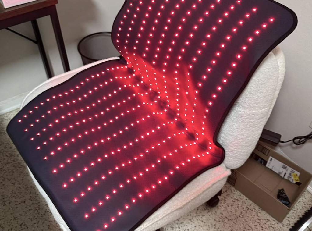 Curious About Red Light Therapy? Now’s a Good Time to Try It (Up to 60% Off)