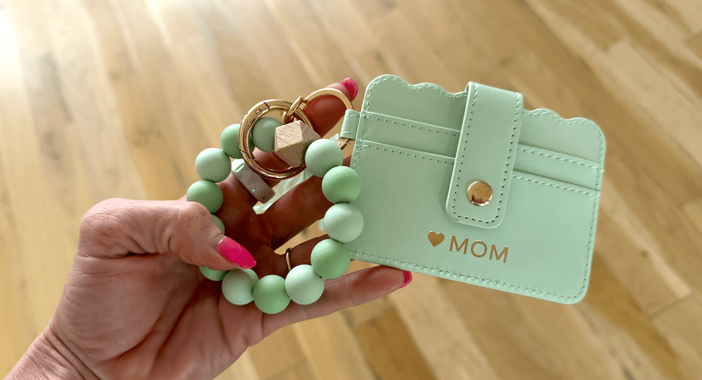 Target mom wallet 