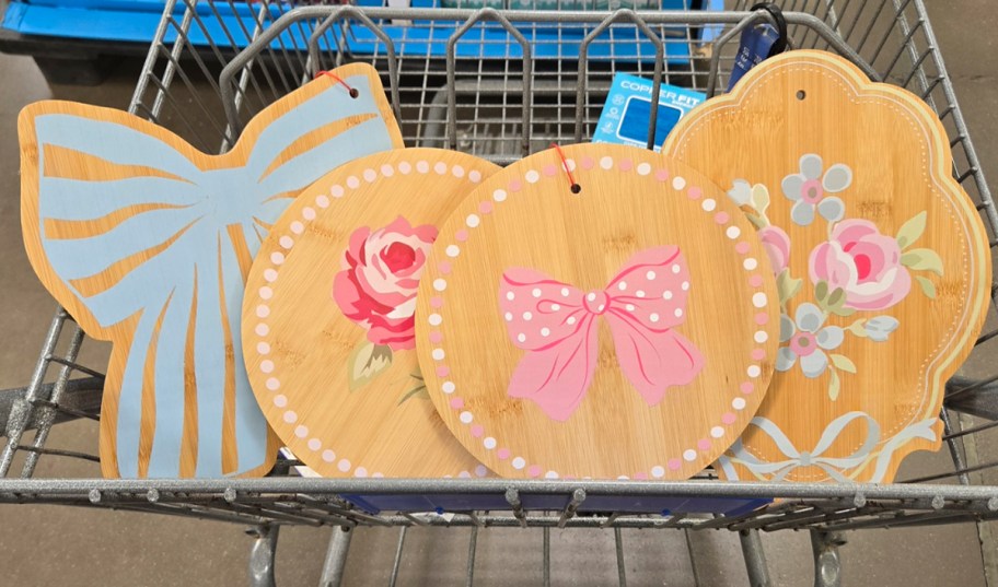 bow and floral cutting boards 