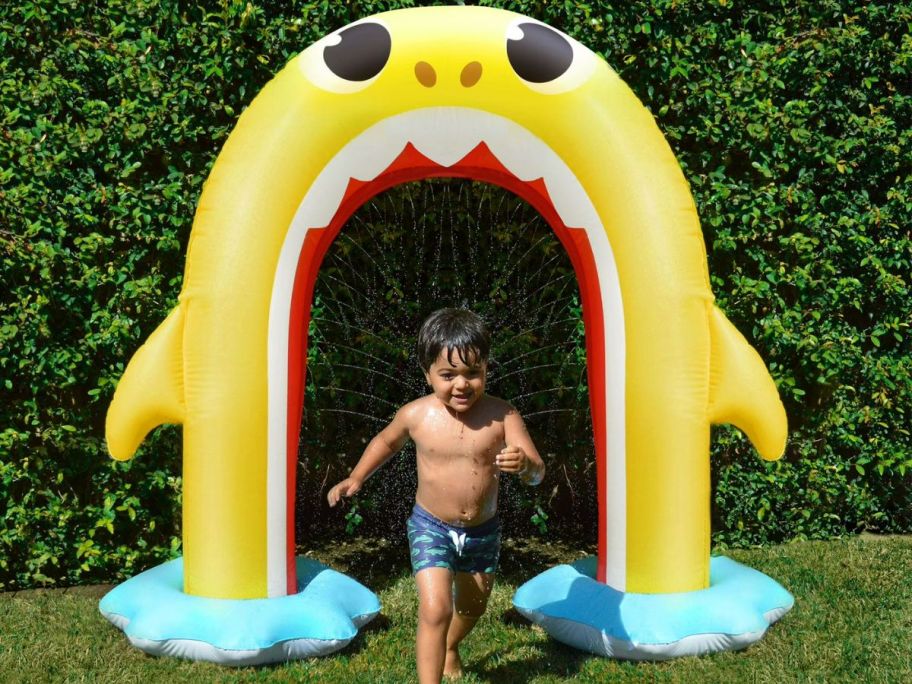 Pinkfong Baby Shark 5' Inflatable Rainbow Arch Water Sprinkler