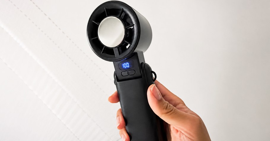 Portable Rechargeable Fan Just $6.99 on Amazon (Reg. $16)