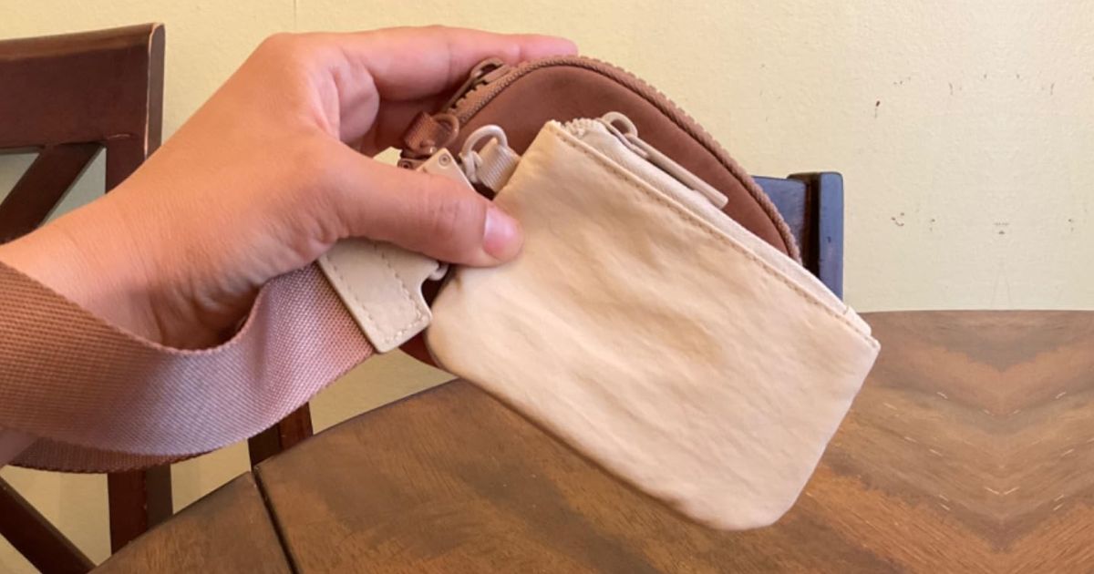 Dual Pouch Wristlets Only $6 on Amazon (Like lululemon for Over $40 Less!)