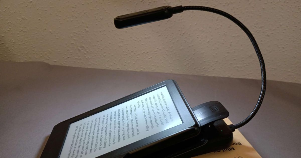 Rechargeable Book Light Only $7 on Amazon (Reg. $12)