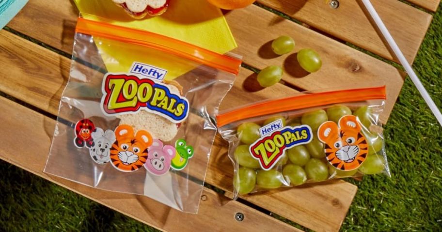 Hefty Zoo Pals Baggies