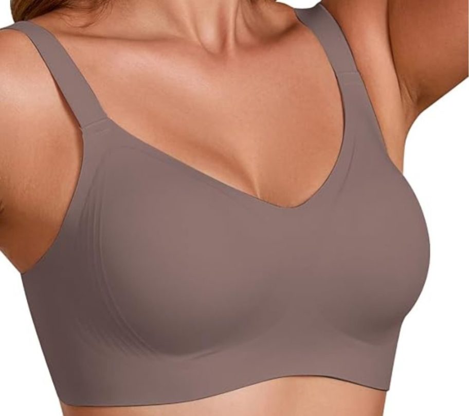 Woman wearing a Jelly Bra