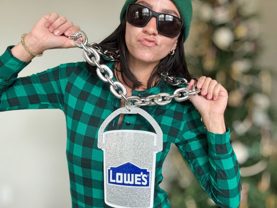 Woman wearing a Lowe's Bucket Necklace