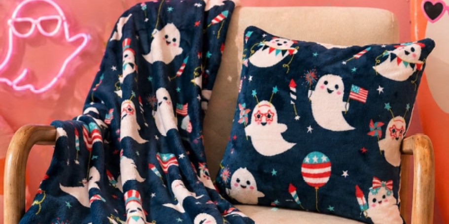 Walmart’s Summerween Finds Are Starting to Creep In | Throw Blankets from $9.98