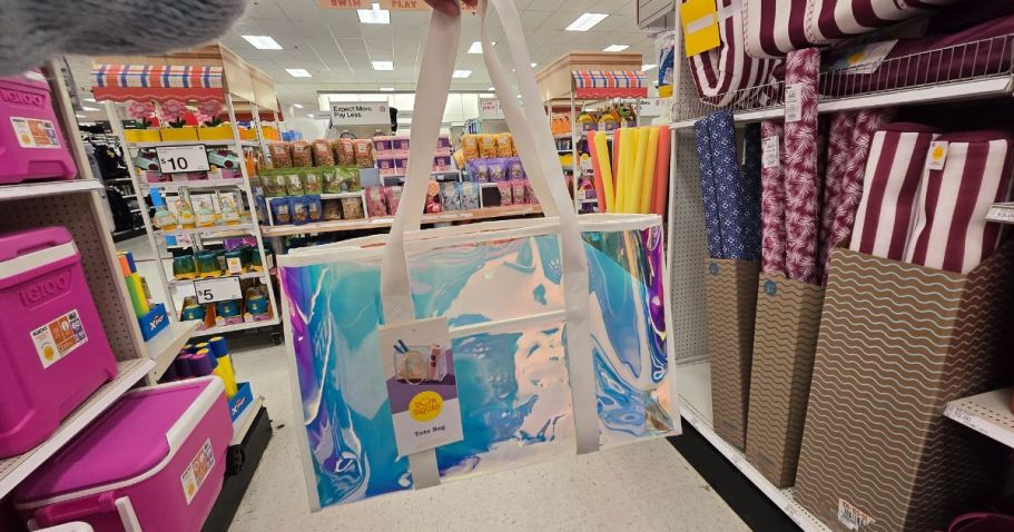 Target’s Beach Bag Has The Case-Mate Jelly Tote Look for Less!