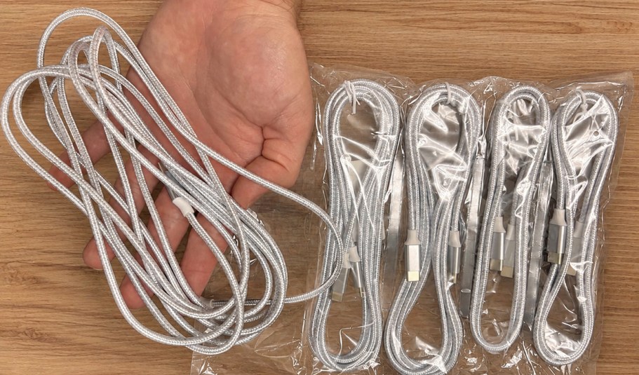 USB-C Charging Cables 5-Pack Just $3.99 on Amazon – Includes 3 Different Lengths!
