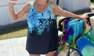 Women’s Tankini Swimsuits from $11 on Amazon (Plus-Sizes Included)