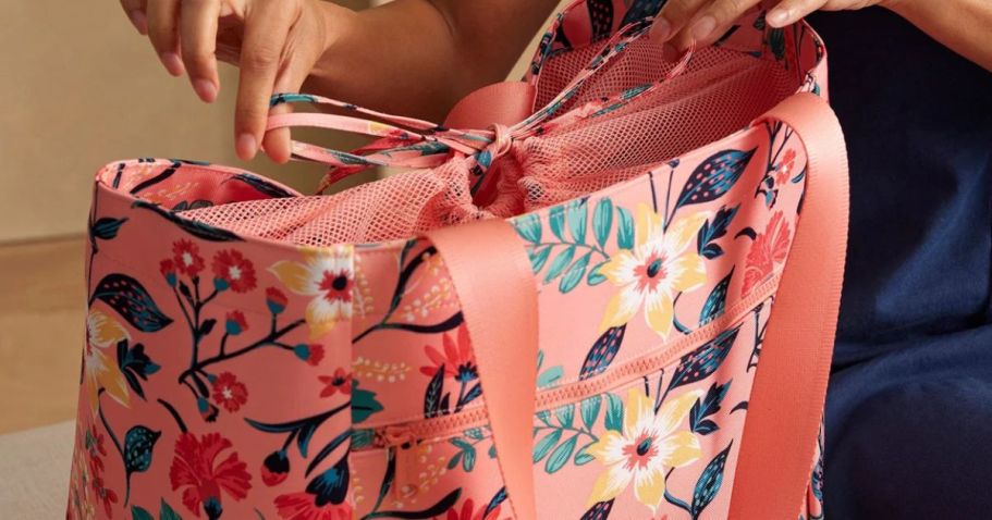 Up to 75% Off Vera Bradley Outlet | $6 Totes, Disney Styles & More