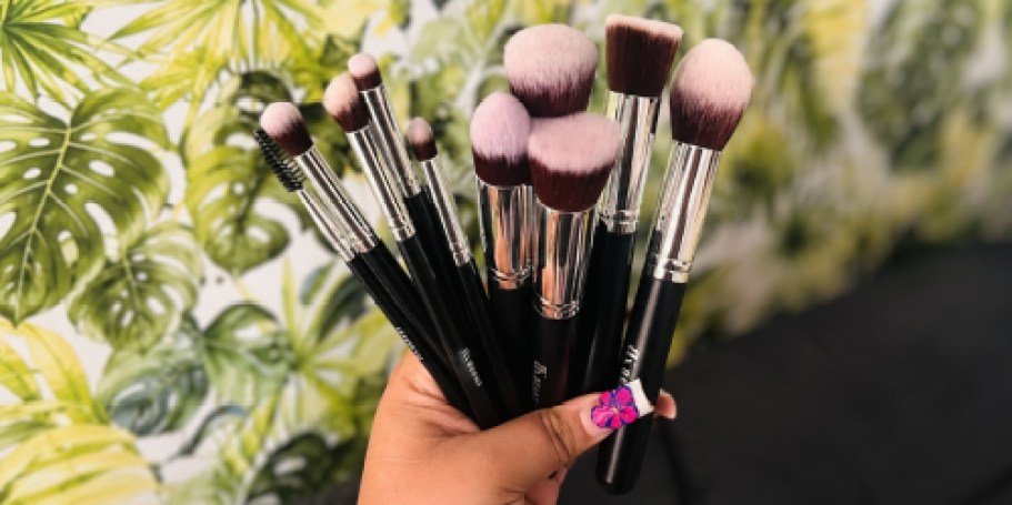 Makeup Brush 12-Piece Set Only $5.59 on Amazon | Thousands of 5-Star Reviews