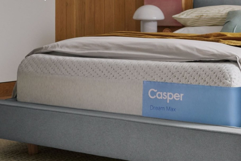 foot of a mattress showing the blue Casper tag