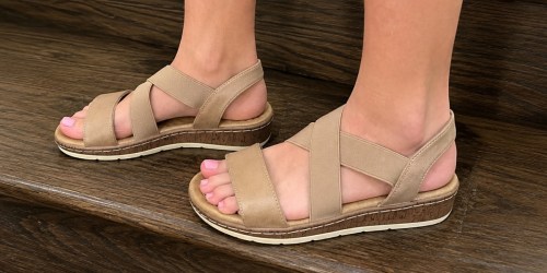 Women’s Wedge Sandals Just $13.99 on Amazon (Reg. $33)