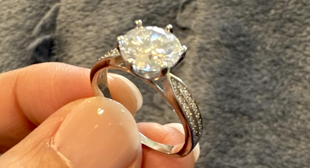 18K Gold-Plated Moissanite Engagement Ring Just $19.99 Shipped on Amazon (Reg. $40)