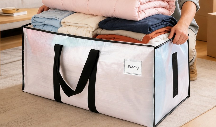 Extra Large Moving Storage Bags 8-Pack Only $17.54 on Amazon | Just $2.19 Each!