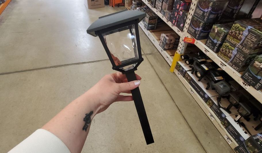 Outdoor LED Solar Pathway Lights Just $2.50 Each When You Buy 10