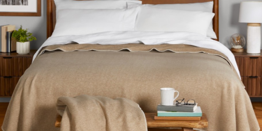 Mainstays Queen or King Fleece Blanket 2-Pack Just $9.97 on Walmart.com (Reg. $28)