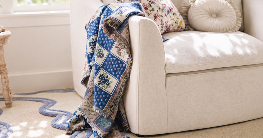 Extra 50% Off The BEST Anthropologie Throw Blankets