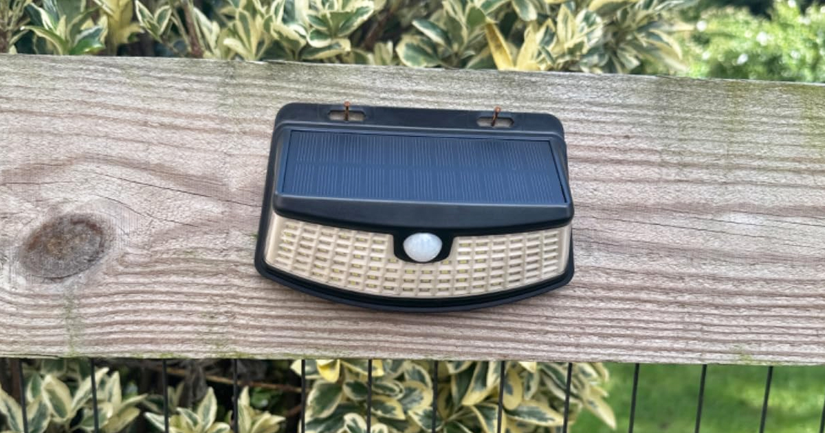 Solar Motion Sensor Lights 4-Pack Only $15 Shipped for Amazon Prime Members (Reg. $24)