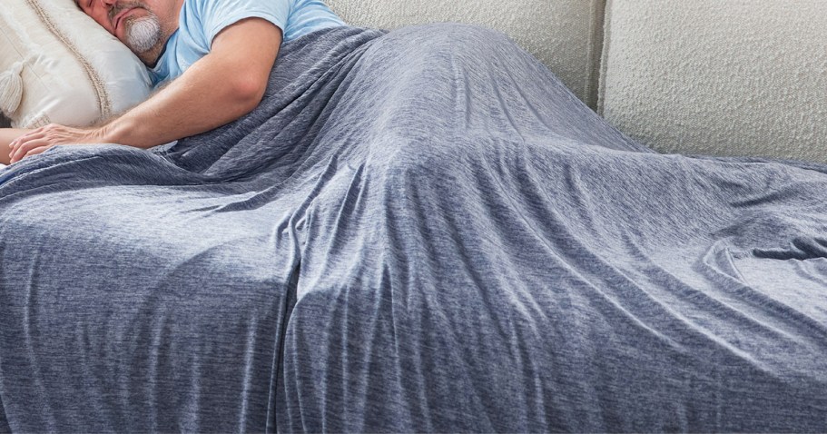 Cooling Blanket Just $11.99 on Amazon (Regularly $22)